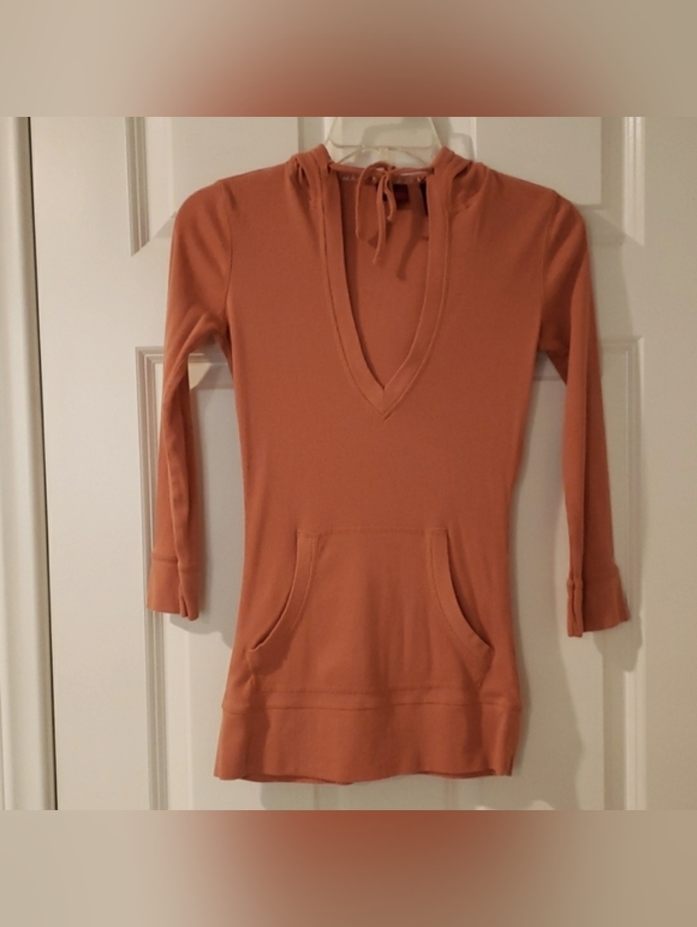 PERSONAL IDENTITY HOODED THIN SWEATER IN SIZE S